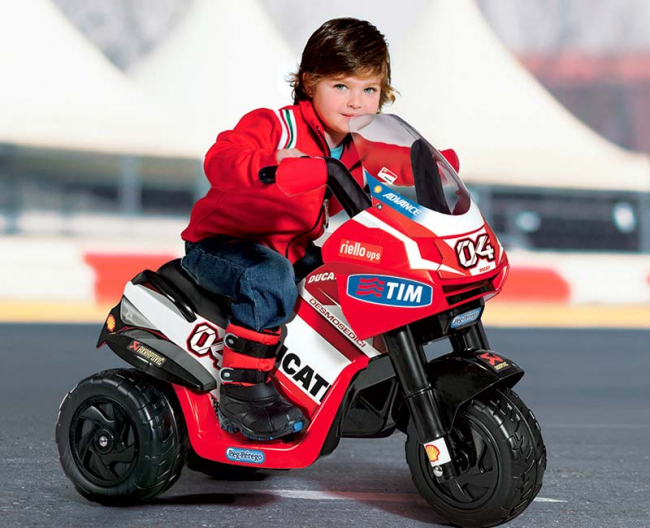 Desmosedici.jpg Desmosedici.jpg