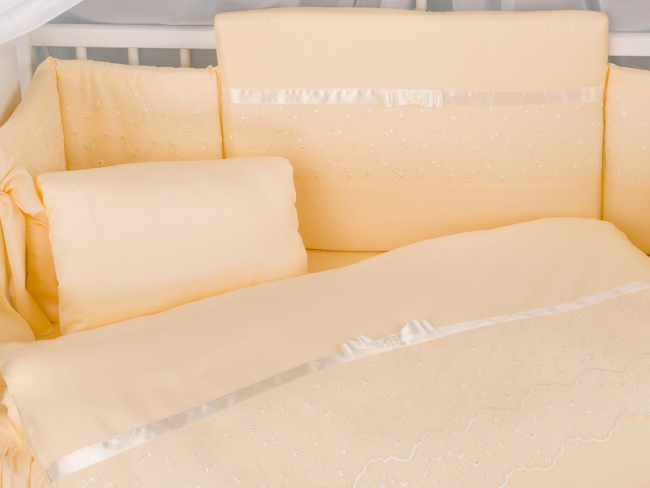 Комплект постельного белья Lepre Romantica ,кремовый, расширенная комплектация Комплект постельного белья Lepre Romantica ,кремовый, расширенная комплектация