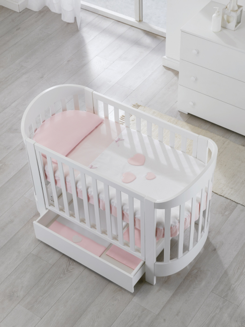 Кроватка Erbesi Ariel Ovale (Ариэль) белый (white) матрас в комплекте Кроватка Erbesi Ariel Ovale (Ариэль) белый (white) матрас в комплекте